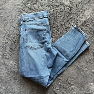 Wrangler men’s straight leg jeans